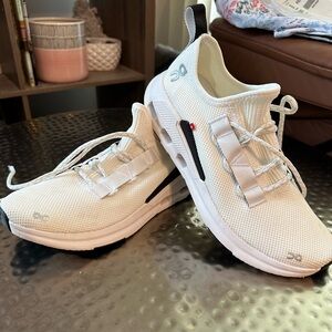 Oncloud Sneakers